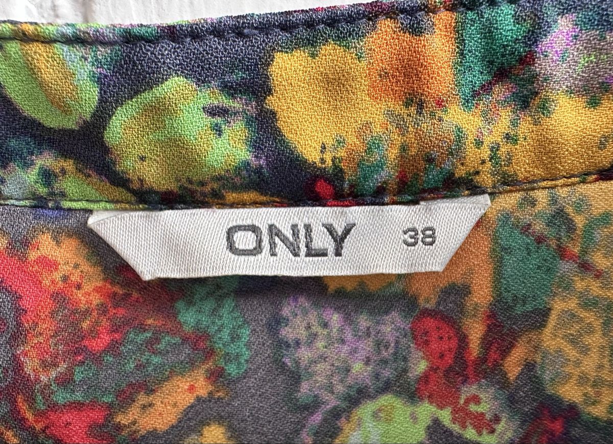 Only Kleider: Blumen Kleid von ONLY / Gr. 38 – Gebraucht aus Bern von Fraeuleinhonig 1