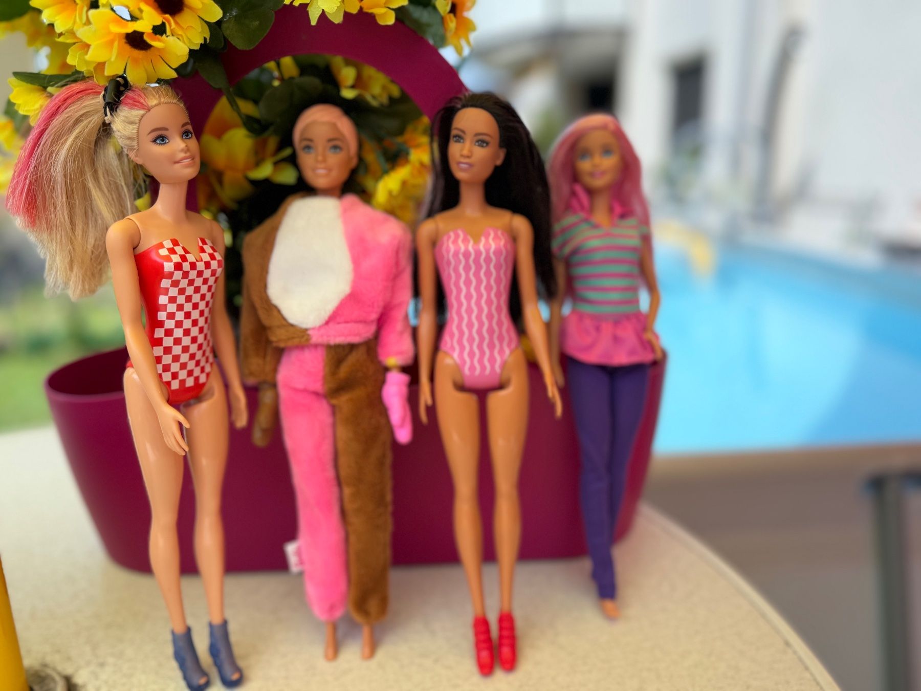 Bambole: 4 Barbie – Usato da Cugnasco venduto da tizianaq