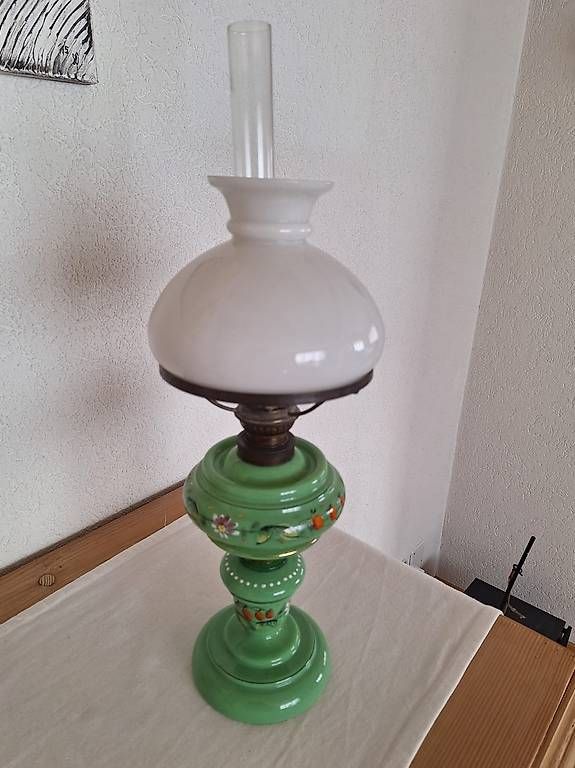 Lampade: Öl Lampe mit Porzelan – Usato da Vilters venduto da leco01