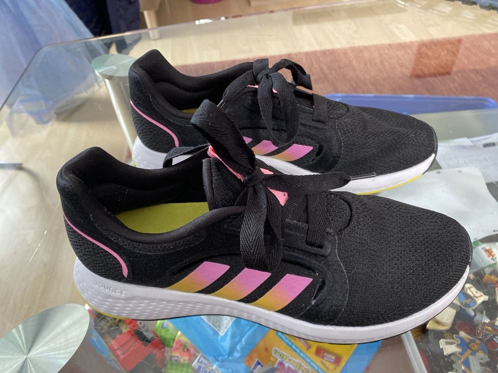 Adidas schuhe schwarz rosa online