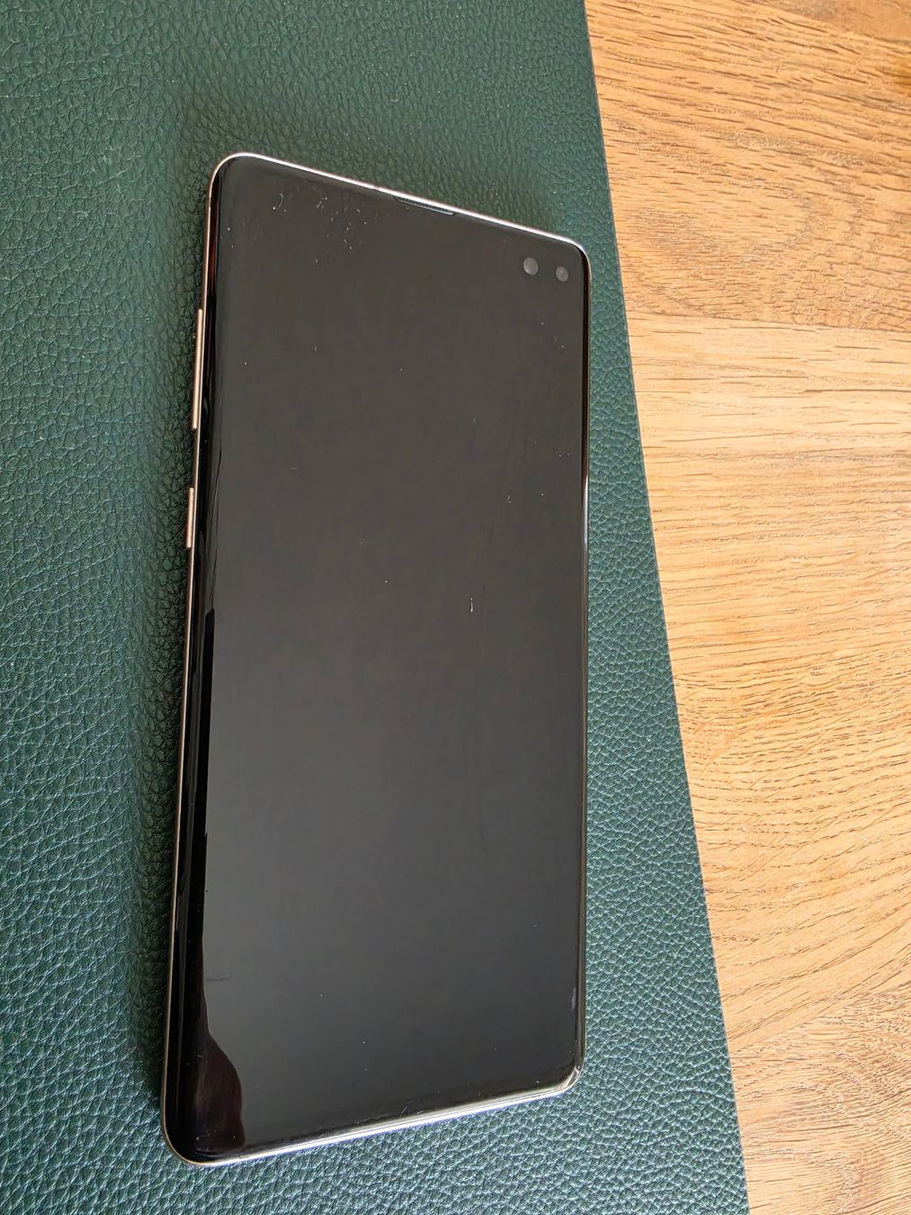 Samsung Telefoni cellulari / Smartphones: Samsung S10 + 512 GB – Usato da Brütten venduto da 13gregor