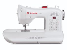 Nähmaschine Singer One, neu, mit 24 Stichen, ab Fr. 1.--.