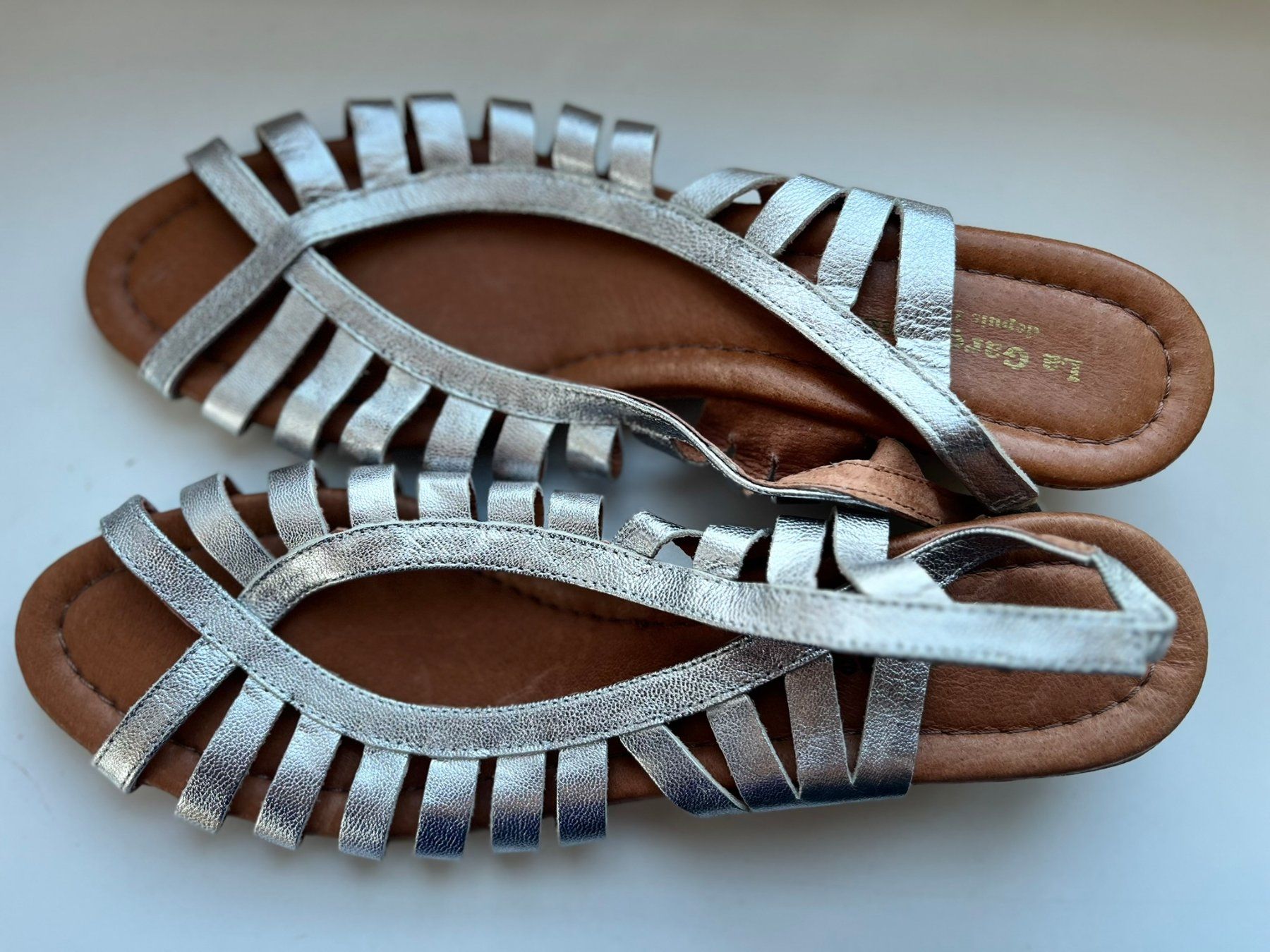 La Garçonne Damenschuhe: Silberne Sandalen, La Garçonne, Gr. 42 – Neu (gemäss Beschreibung) aus Wädenswil von Aniares2