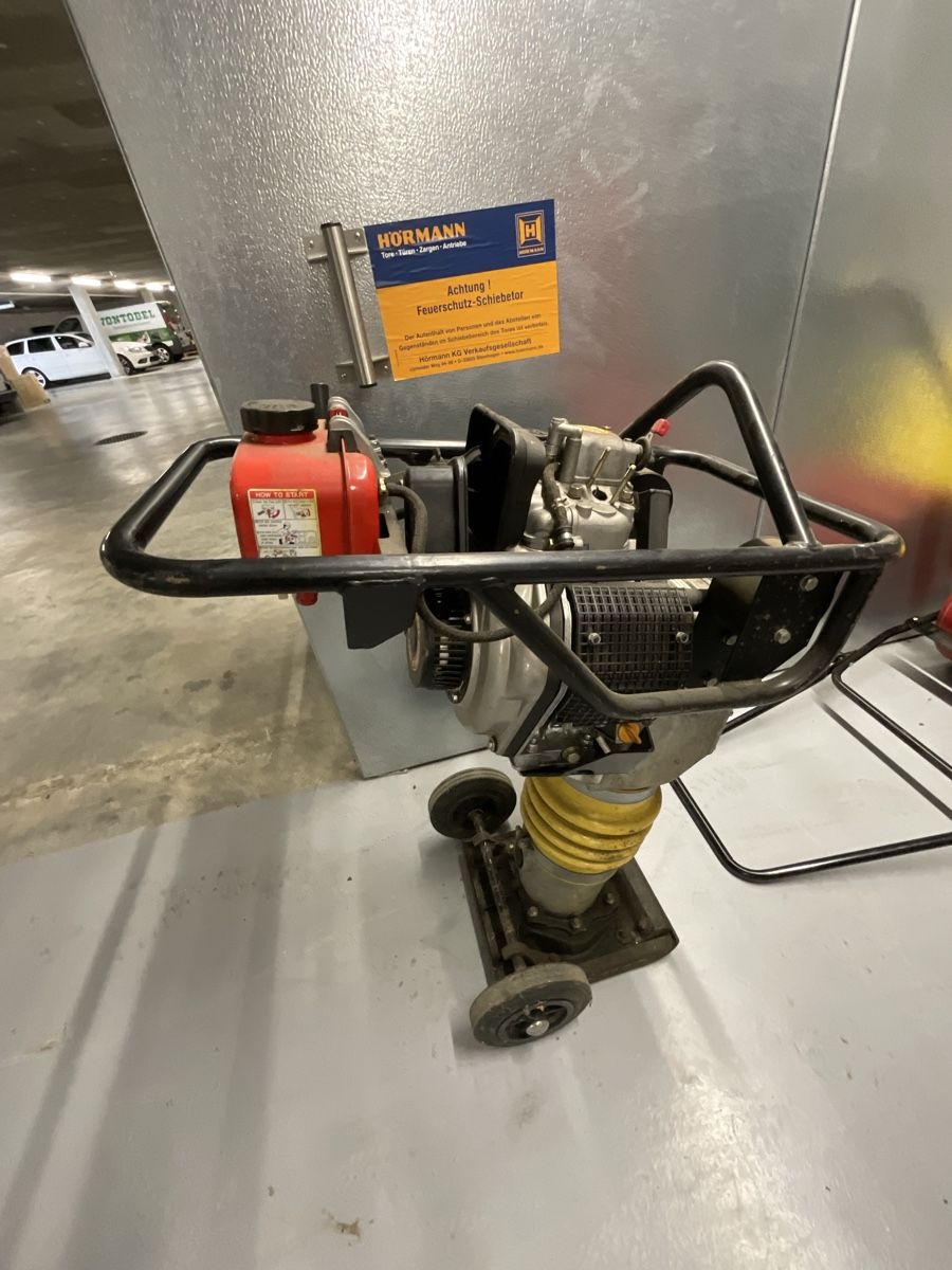 Rammax Alle Maschinen: Grabenstammpfer Ramax DS-68 – Defekt aus Suhr von mvrv