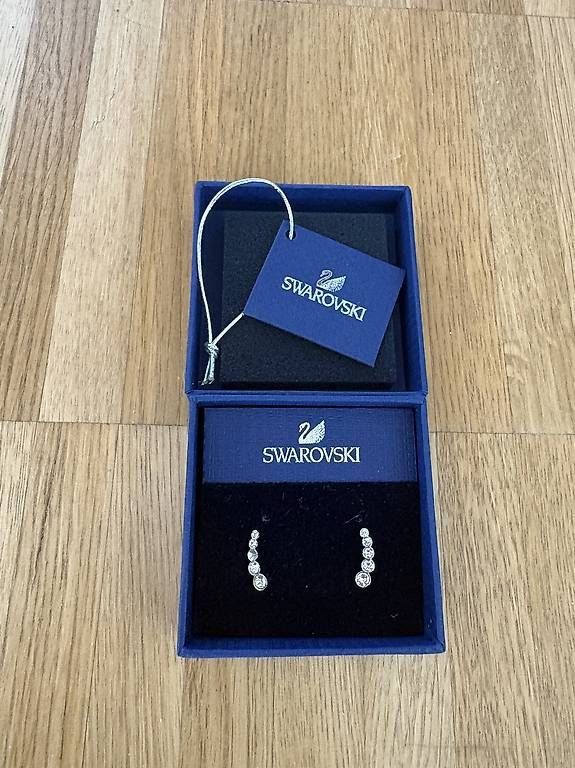Swarovski Orecchini pendenti & Orecchini a lobo: Swarovski Ohrstecker – Usato da Zürich venduto da Tamara066 1