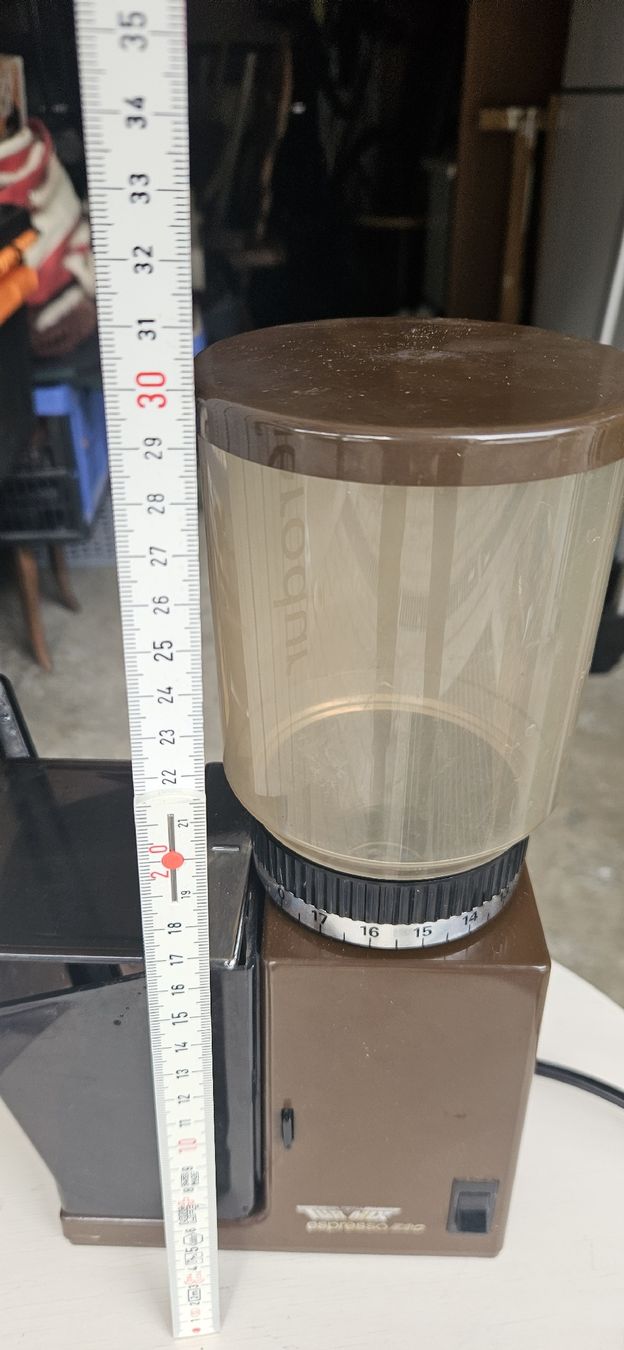 Turmix Küchengeräte: Turmix Espresso Mühle E20 – Gebraucht aus Belp von Ginus85 9