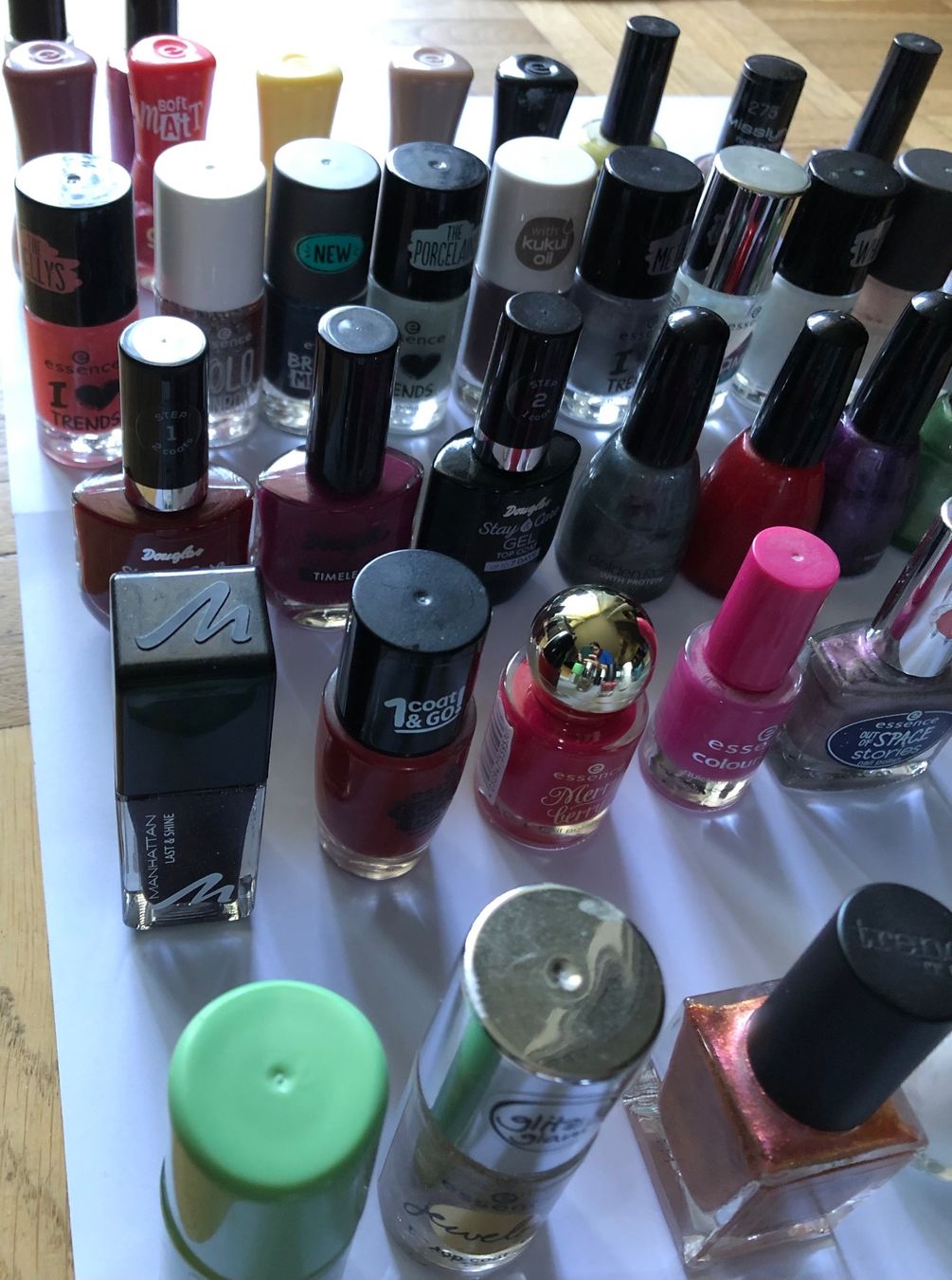 Smalto per unghie: 62 Nagellacke – Usato da Mollis venduto da ges_vlm6 9