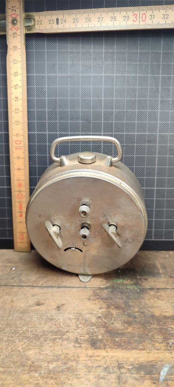 Kienzle Sveglie: Wunderschöner alter Wecker Nr80 KIENZLE  GERMANY – Usato da Gelterkinden venduto da MYSTOREFORYOU4460 1