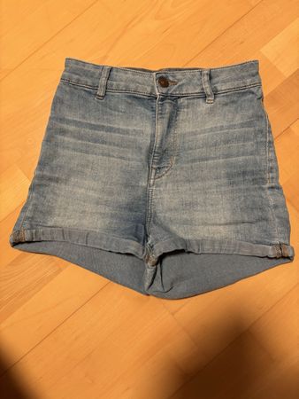 Kurze Jeans 36