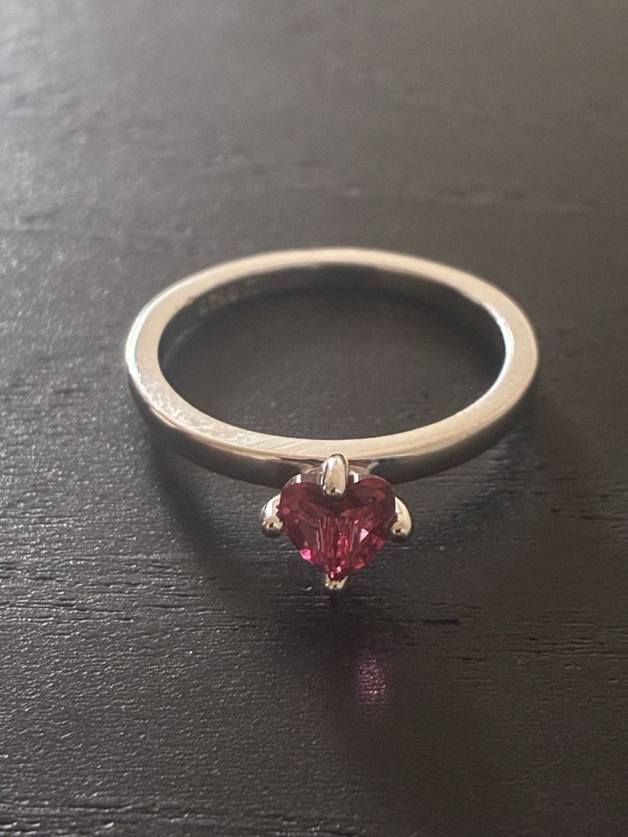 Anelli: Bague Solitaire Cœur Rose / Rubis - Argent 925 (Taille 52) – Usato da Praz (Vully) venduto da Footzone.ch
