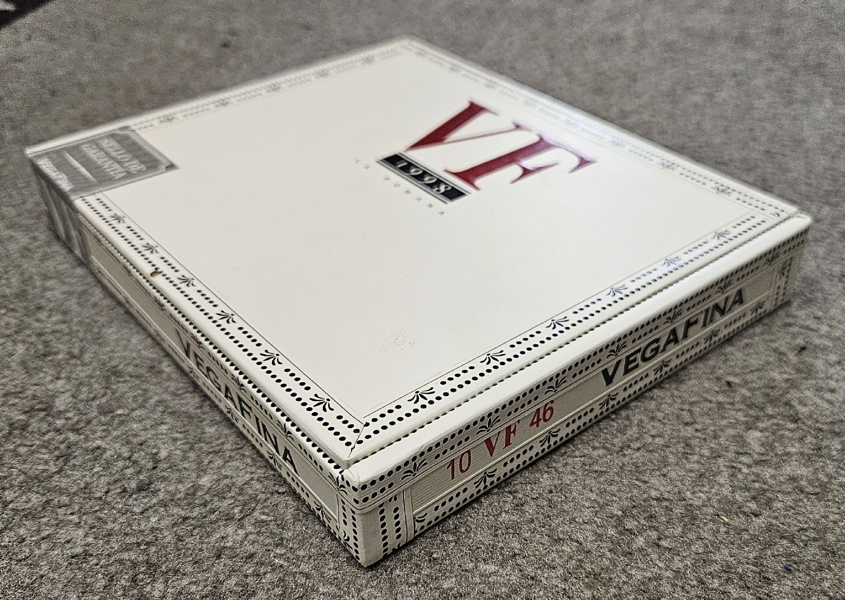 Sigari: Zigarren VEGAFINA 1998 VF 46 – Nuovo e nell'imballaggio originale da Dachsen venduto da Topparts1 1