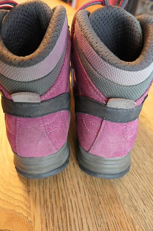 Lowa Scarpe per ragazze: Lowa Wanderschuh Gr. 36 – Usato da Lenggenwil venduto da Reto888 2