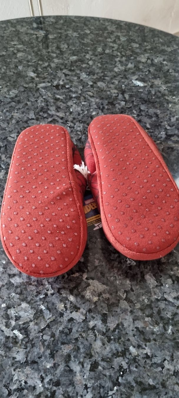 Schuhe für Jungen: Spiderman Hausschuhe, Gr. 33, Rot, neu! – Neu (gemäss Beschreibung) aus egliswil von Maggy6 2