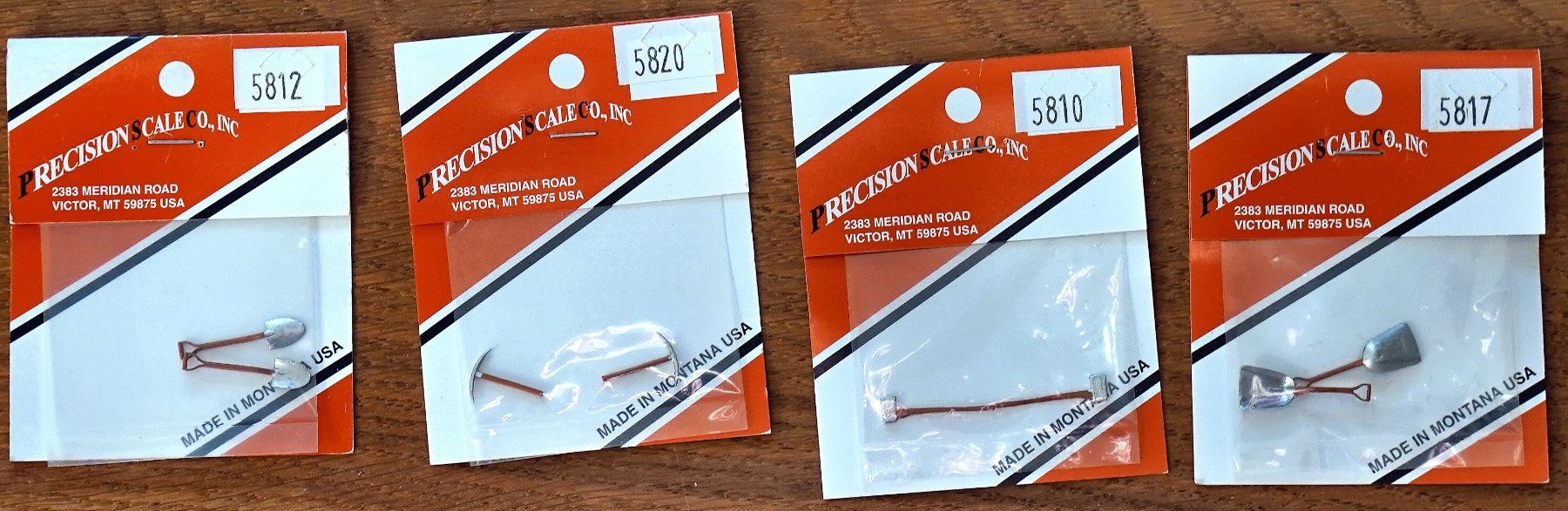 Kit di modellismo & Modellini statici: Schaufel - Hammer - Pickel  4 Pack  PSC bemalt. Masstab 1:48 – Nuovo e nell'imballaggio originale da Uerikon venduto da daylight-484 1