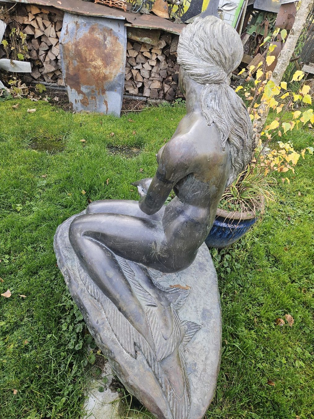 Sculptures & Statues: bronze skulptur akt – Défectueux à Schwellbrunn par Omega-alpha 4