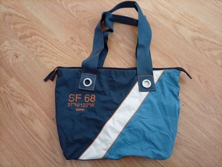Grosse Esprit Tasche, ideal für den Sommer!