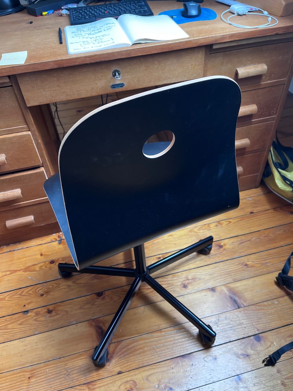 Sedie: Chaise de bureau en bois à roulettes – Usato da St-Blaise venduto da lelotz 1