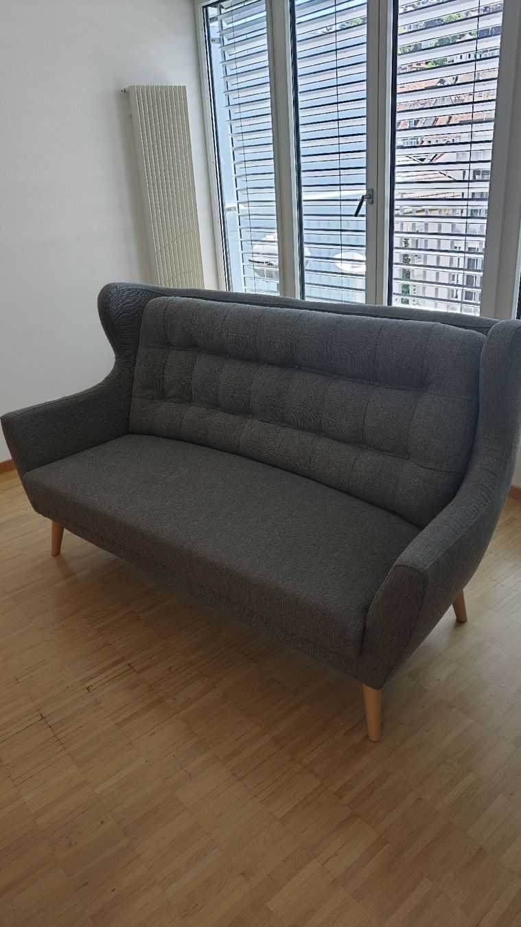 Sofas: Kostenloses Sofa  – Défectueux à St. Gallen par leo_tfk9 3