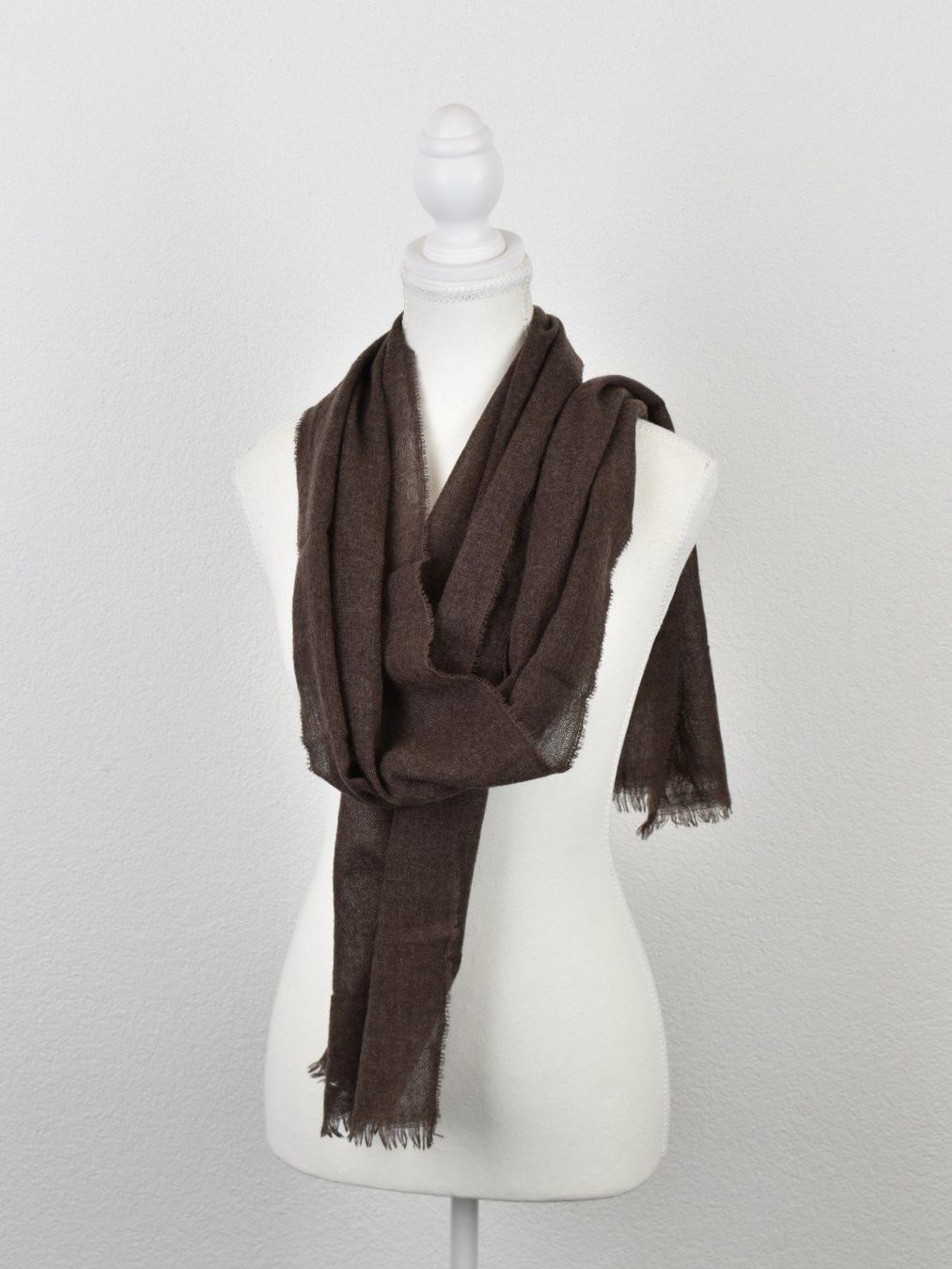 Falconeri Foulard & Sciarpe: Falconeri Schal, Cashmere – Usato da Nürensdorf venduto da 2ND_STORY