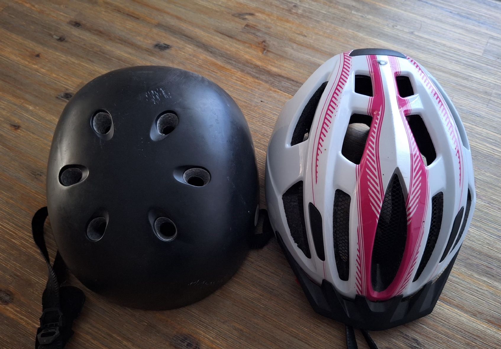 Caschi: Kinder Velo/Skater Helm – Usato da Oberrindal venduto da tauri1