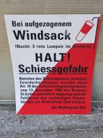 Originales Militär-Schild "Achtung Schiessgefahr"