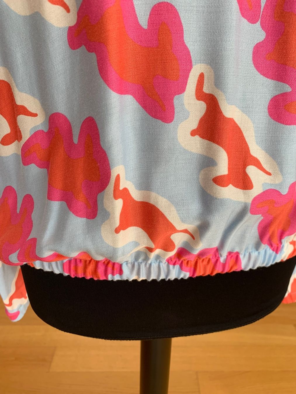 Camicette: MILANO Bluse mit Rabbitprint | Gr. 36/38 – Usato da Wädenswil venduto da Panthersandra 3