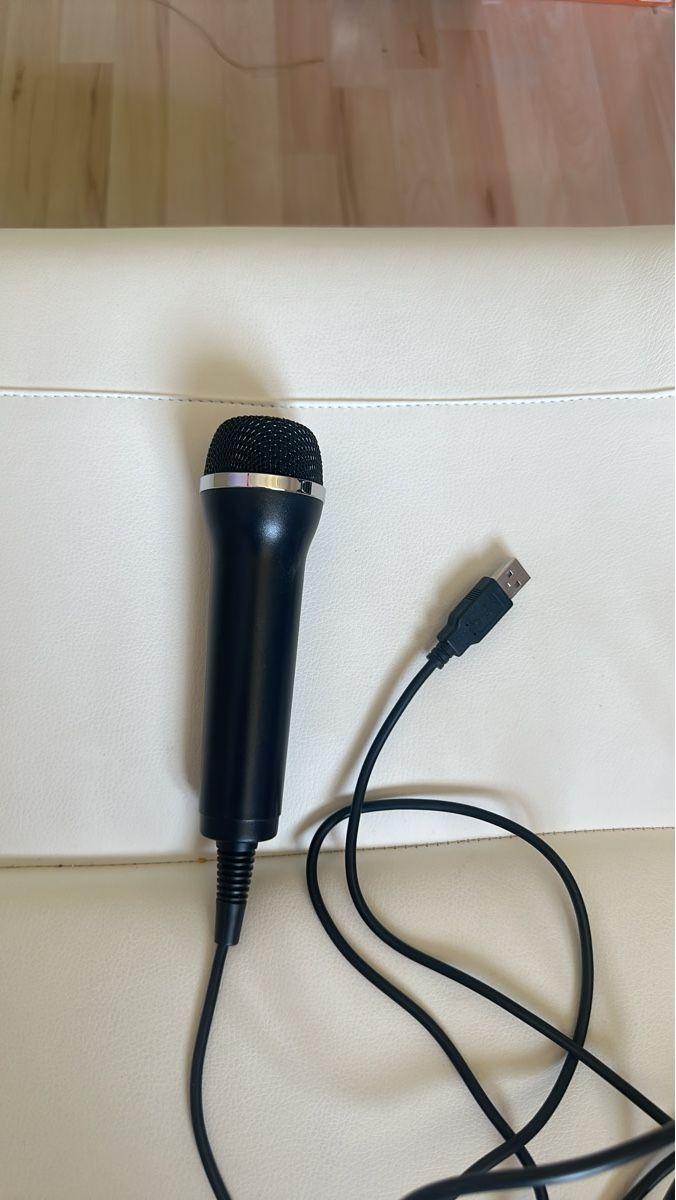 Microfoni: USB Mikrofon schwarz mit Kabel – Usato da Menziken venduto da Nixipixi