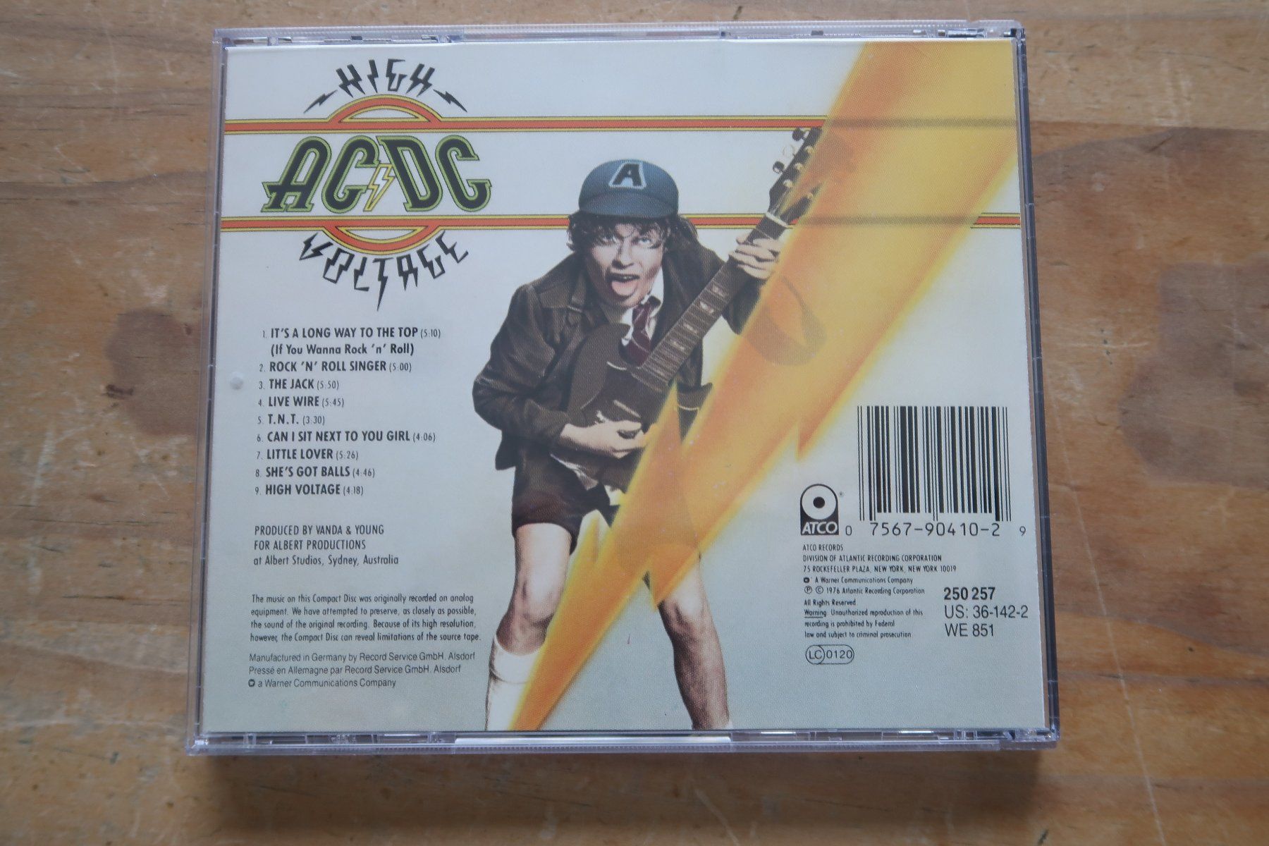 CDs: AC/DC - HIGH VOLTAGE - CD – D'occasion à Basel par Patiscat 1