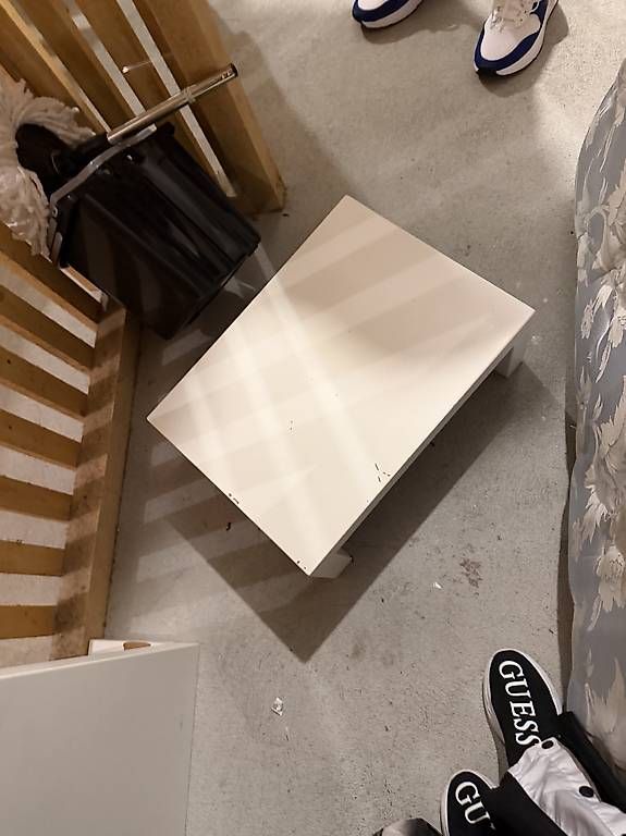 Tische: Tischchen 2 Stück – Gebraucht aus Bern von dub_cq8g 1
