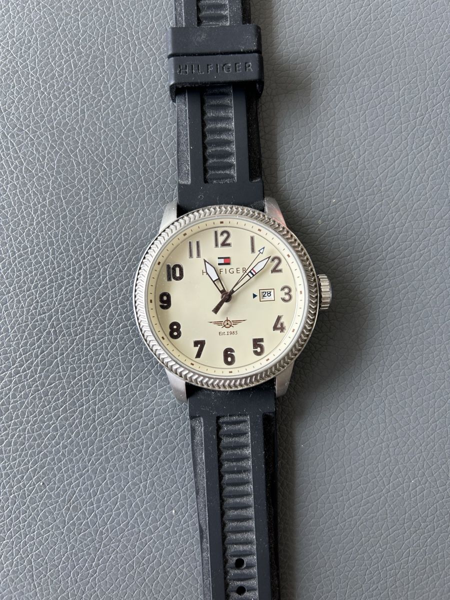 Tommy Hilfiger Orologi: Tommy Hilfiger Herrenuhr – Usato da Emmen venduto da Carbru 1