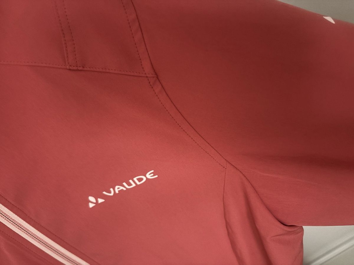 Vaude Jacken: Vaude Windjacke mit Kapuze – Neu (gemäss Beschreibung) aus Bern von Rissii 2