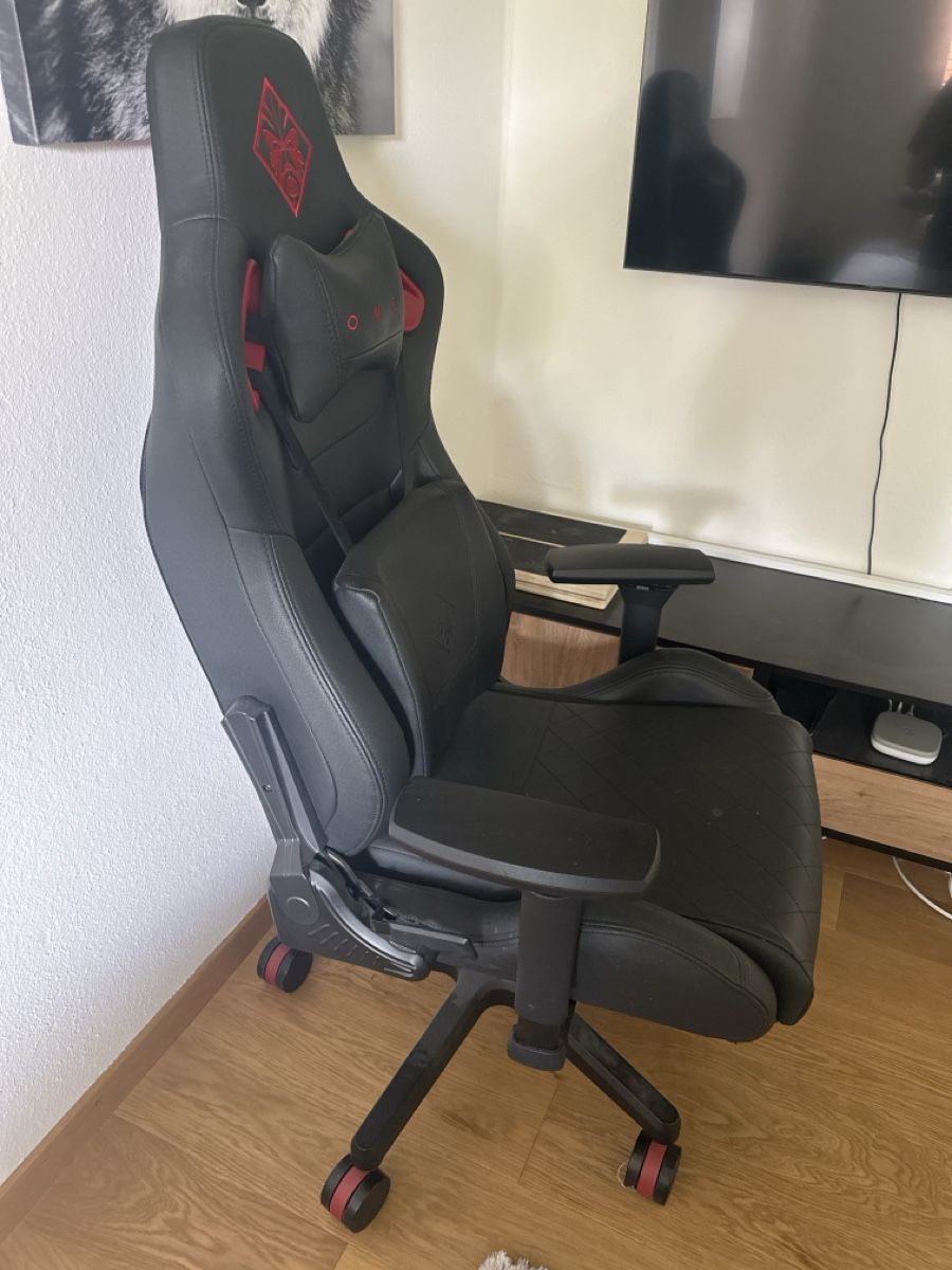 Stühle: Gamingstuhl von Omen – Gebraucht aus Wetzikon ZH von OREON77 1