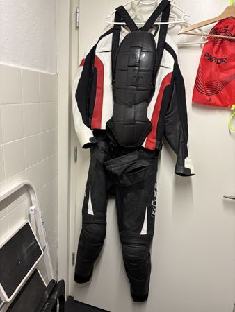 Motorradkombi Buese Leder Grösse 42 gebraucht