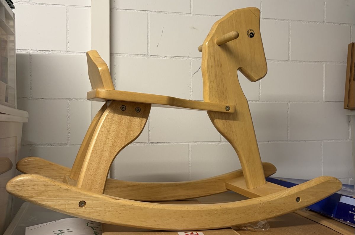 Altre altalene da giardino: Schaukelpferd Holz – Usato da Dietlikon venduto da Wave33