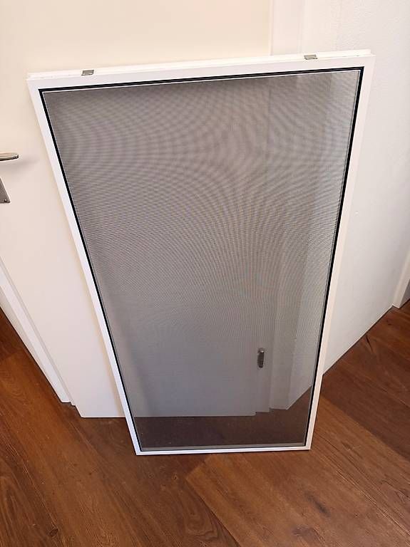 Sonstiges für Haushalt & Wohnen: Mückengitter / Fliegengitter 59cmx 117.3cm – Gebraucht aus Wilen b. Wollerau von awsm-automotive 1
