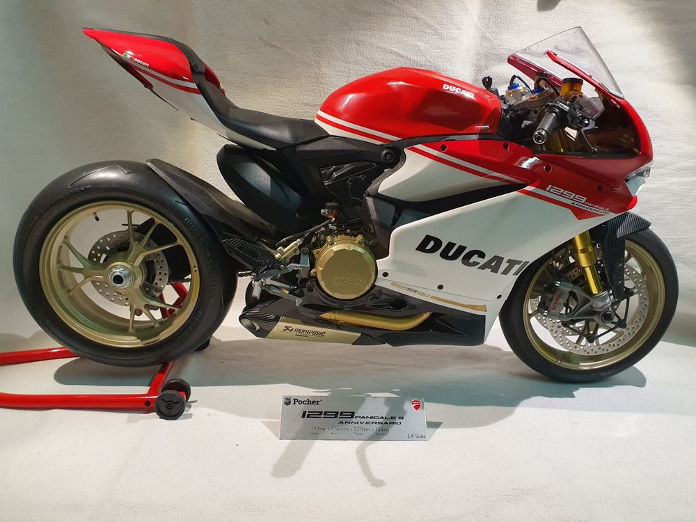 Pocher ducati 1299 panigale deals s anniversario