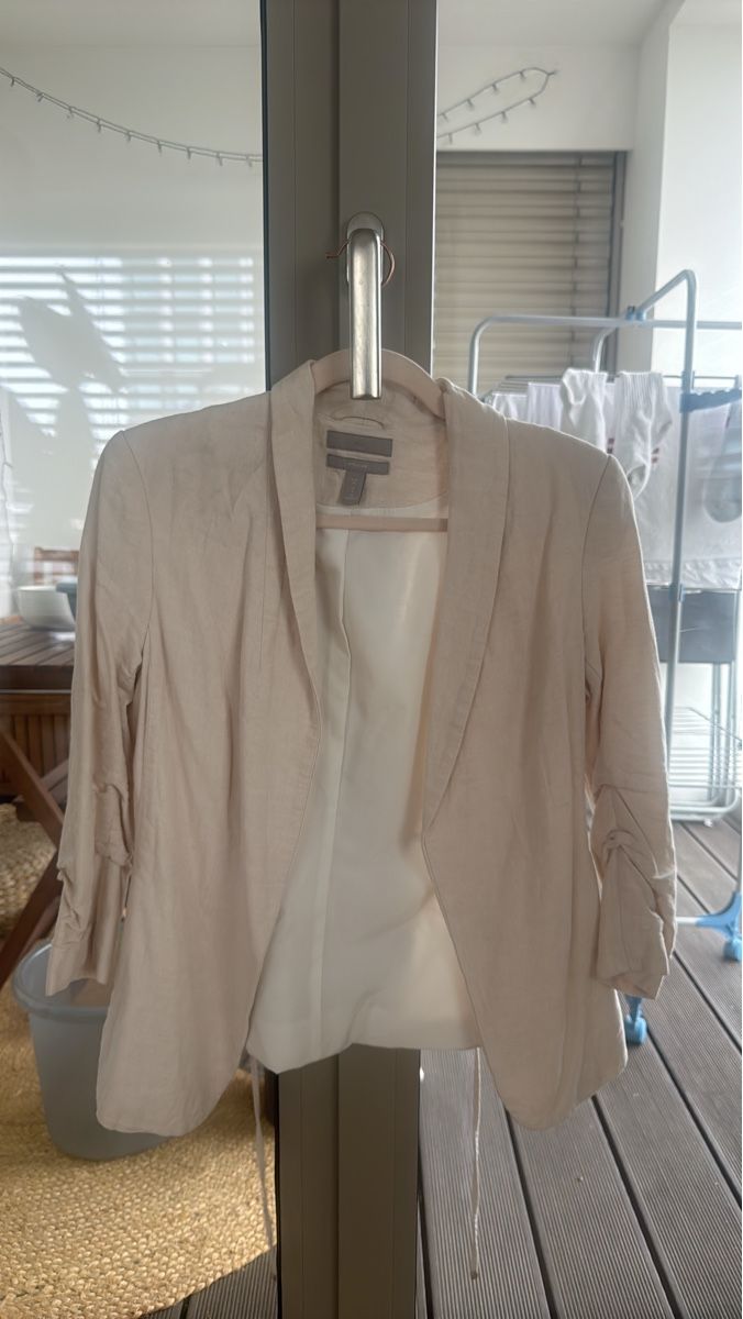 H&M Giacche: Blazer beige linen H&M – Usato da Zürich venduto da Sefora_sp