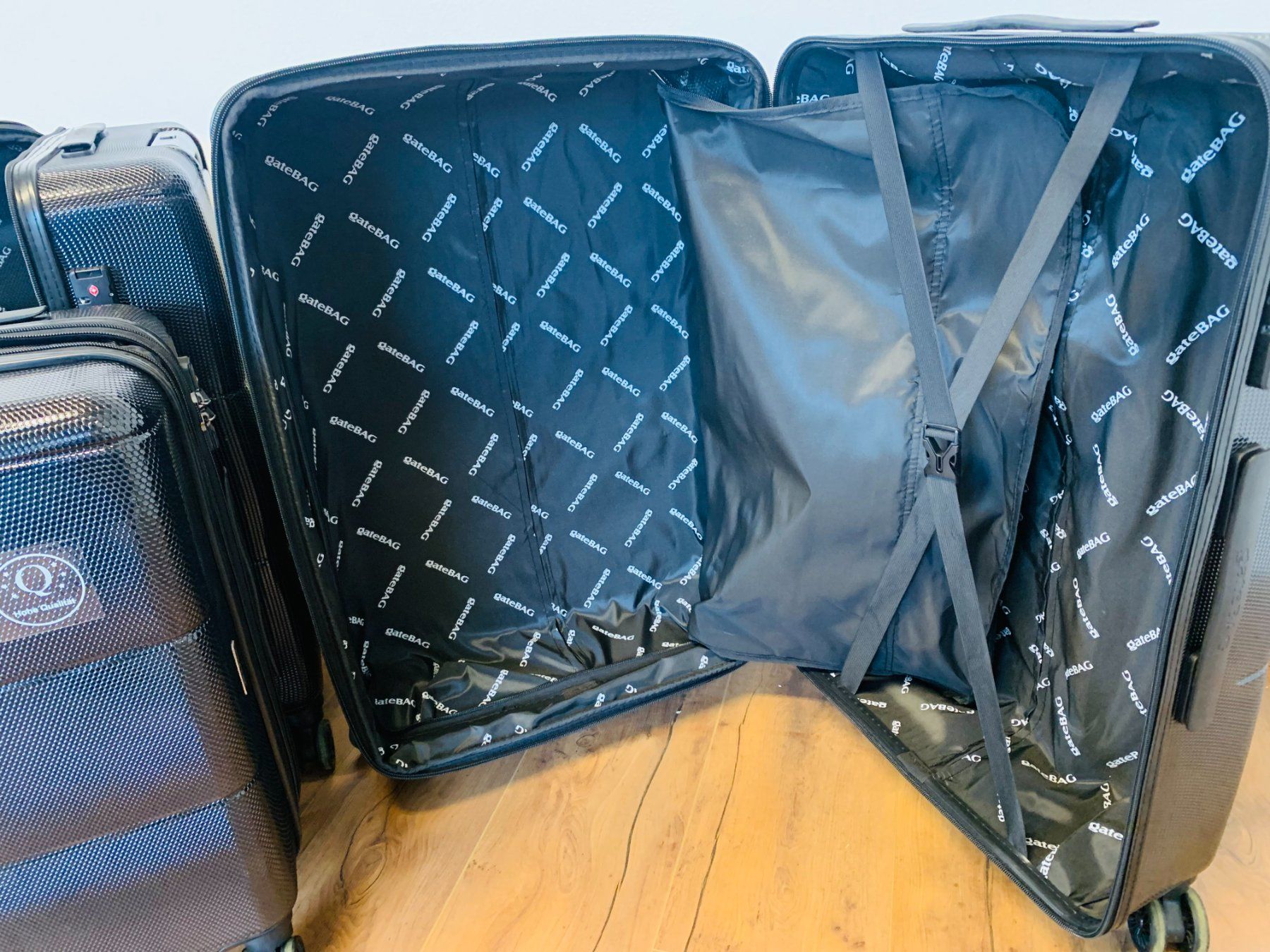 Valigie: 4 teiliges Koffer Polycarbonat gateBAG BUNDLE SCHWARZ NEU – Nuovo e nell'imballaggio originale da Bergdietikon venduto da shopAgent 8