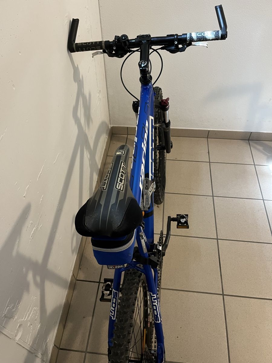 Velos: Mountain bike – Gebraucht aus Cugnasco von dom_fn57
