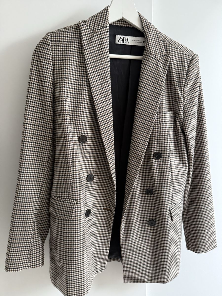 Zara Vestes: Zara Blazer – D'occasion à Vaduz par GiuliaSu