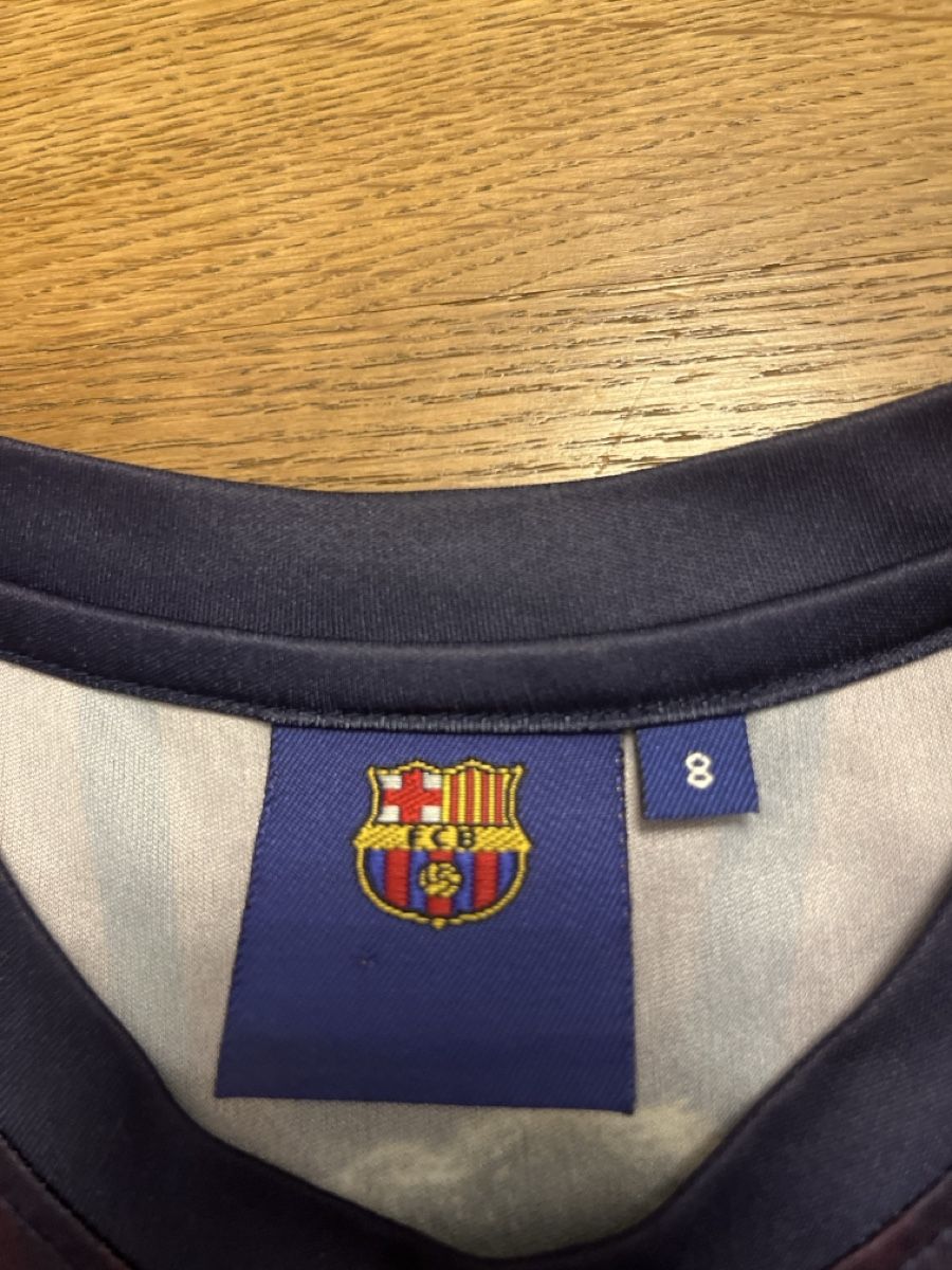 Hemden, T-Shirts & Polos: Messi Fanshirt – Gebraucht aus Buochs von Top34 2