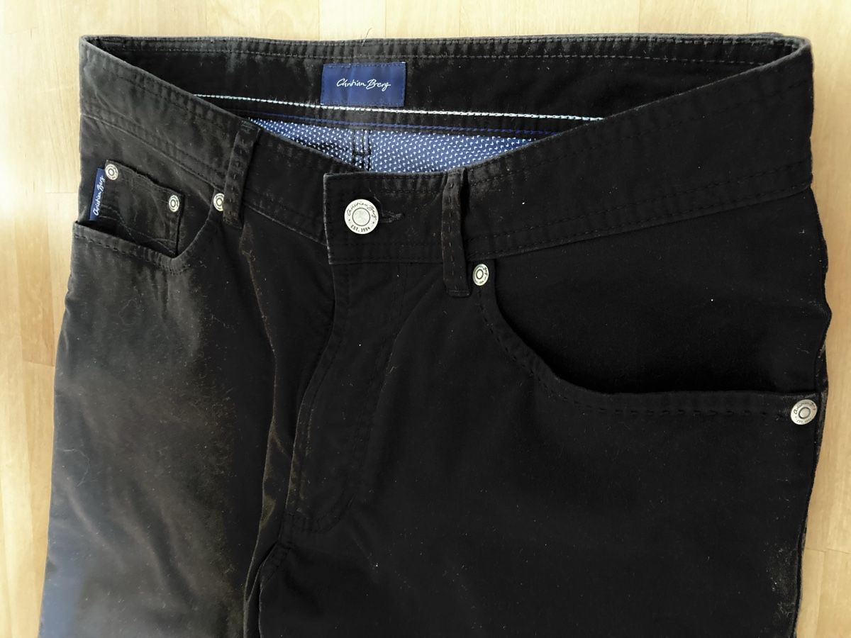 Jeans: Neue Herren-Jeans schwarz. Gr. 33 – Nuovo (secondo la descrizione) da Oberrieden venduto da Garten114
