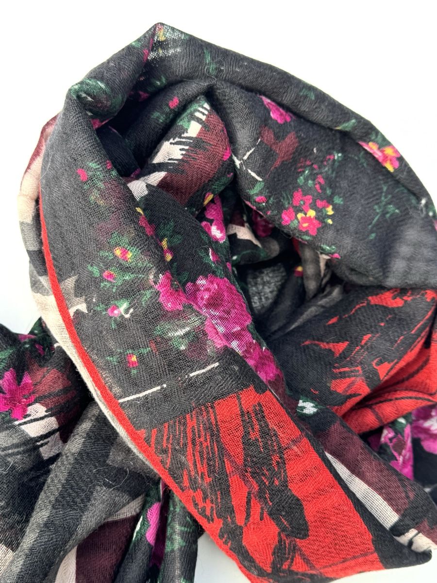 Kenzo Foulards, Tücher & Schals: Kenzo écharpe décor floral – Gebraucht aus Courtaman von sultan16 1