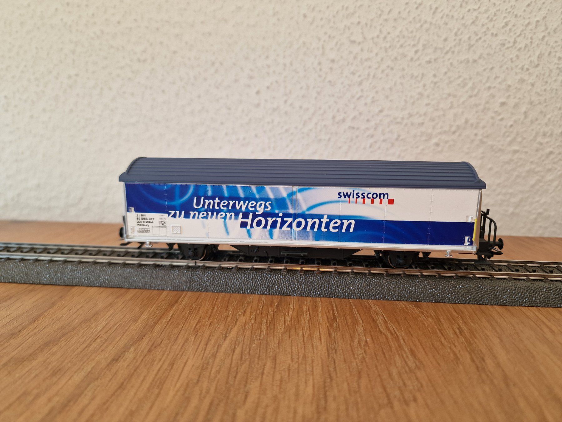 Märklin Modellini di ferrovie: SBB Swisscom Güterwagen H0 – Usato da Matten b. Interlaken venduto da lor_hr9w 1