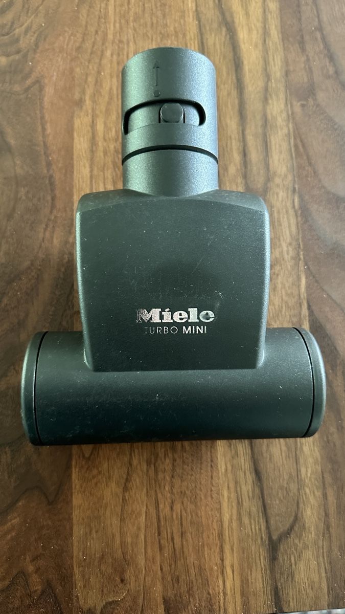 Miele Aspirapolveri & Accessori: Miele Handturbo Bürste – Usato da Bern venduto da HeinzHu