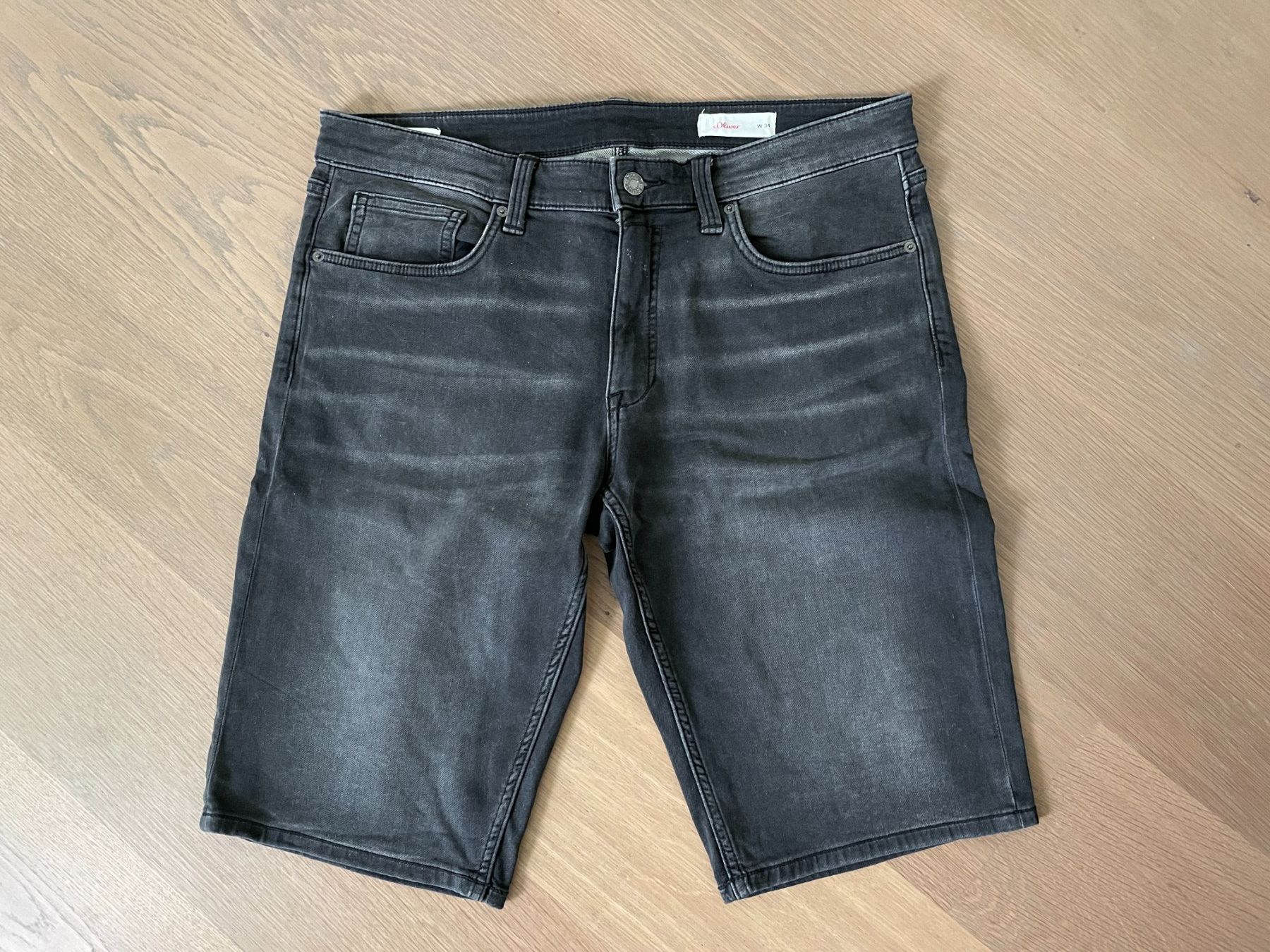 S.Oliver Jeans: s.Oliver Herren Jeans Shorts, Gr. 34 – Gebraucht aus Rüschlikon von user999