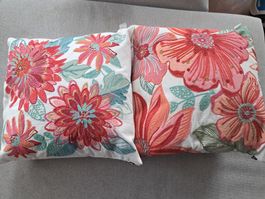 2 Sia Kissen bestickt Blumen 40x40 Dekokissen inkl. Inhalt