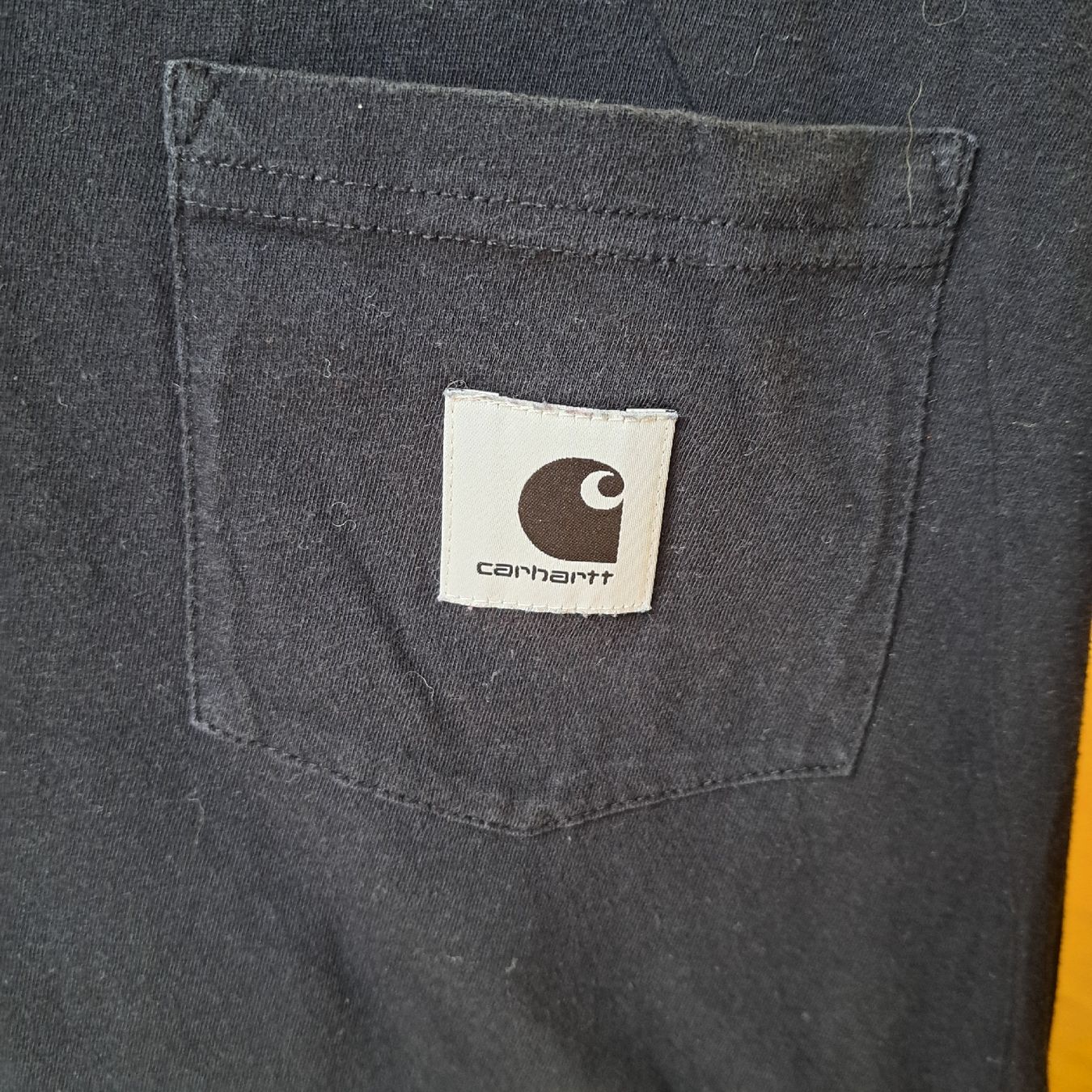 Carhartt T-shirt: T-shirt Carhartt – Usato da Zollikofen venduto da selanaj 1