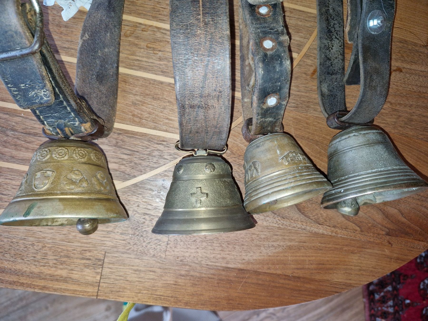 Campanacci mucche: Glocken Treicheln – Usato da Guarda venduto da rue_bpd7 1