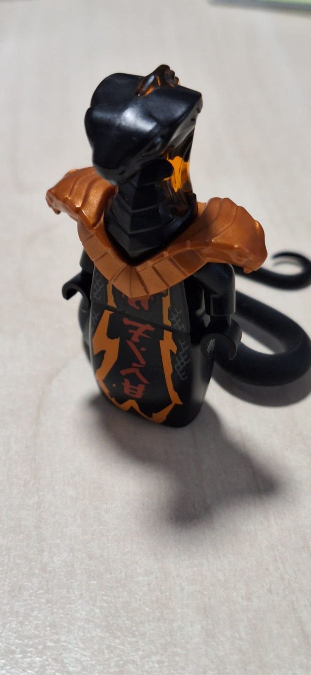 Lego Giocattoli: Lego Ninjago Char – Usato da Egnach venduto da sea_2zvc